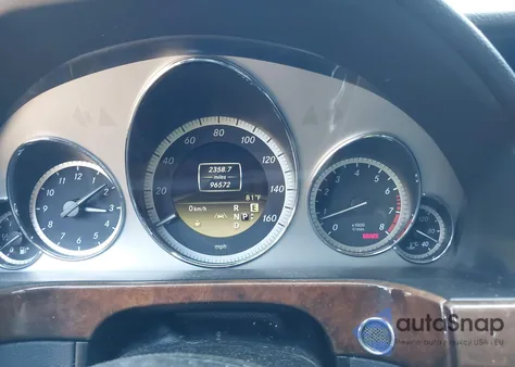 2012 Mercedes-Benz E 350 из США, поврежденный, VIN WDDHF5KB6CA657693